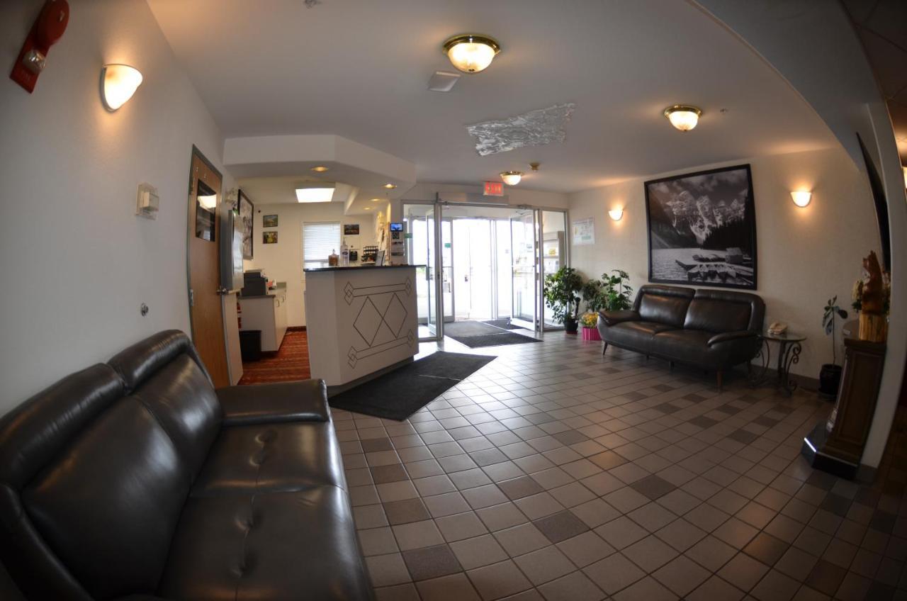Days By Wyndham Hotel 3*