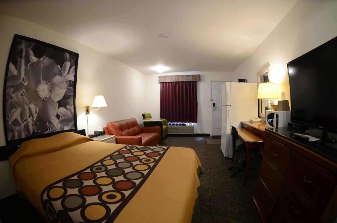 Days By Wyndham Hotel