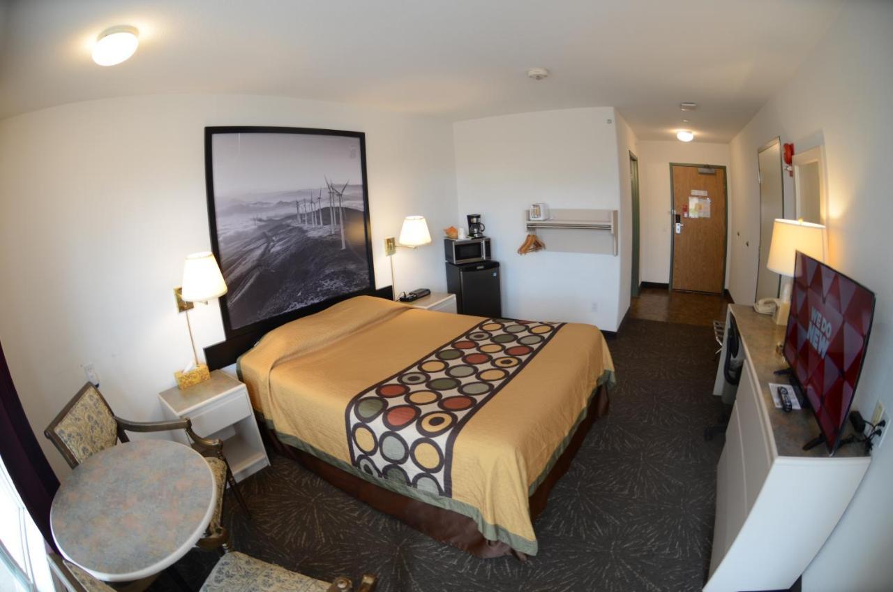 Days By Wyndham Hotel