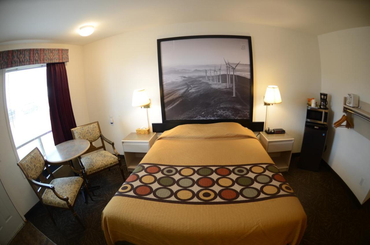 Days By Wyndham Hotel Taber