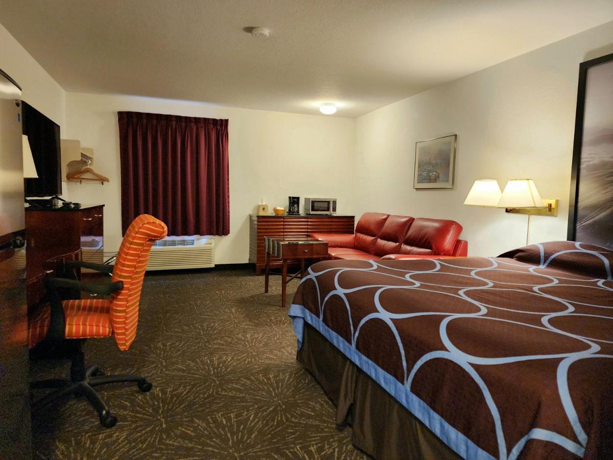 Days By Wyndham Hotel Taber
