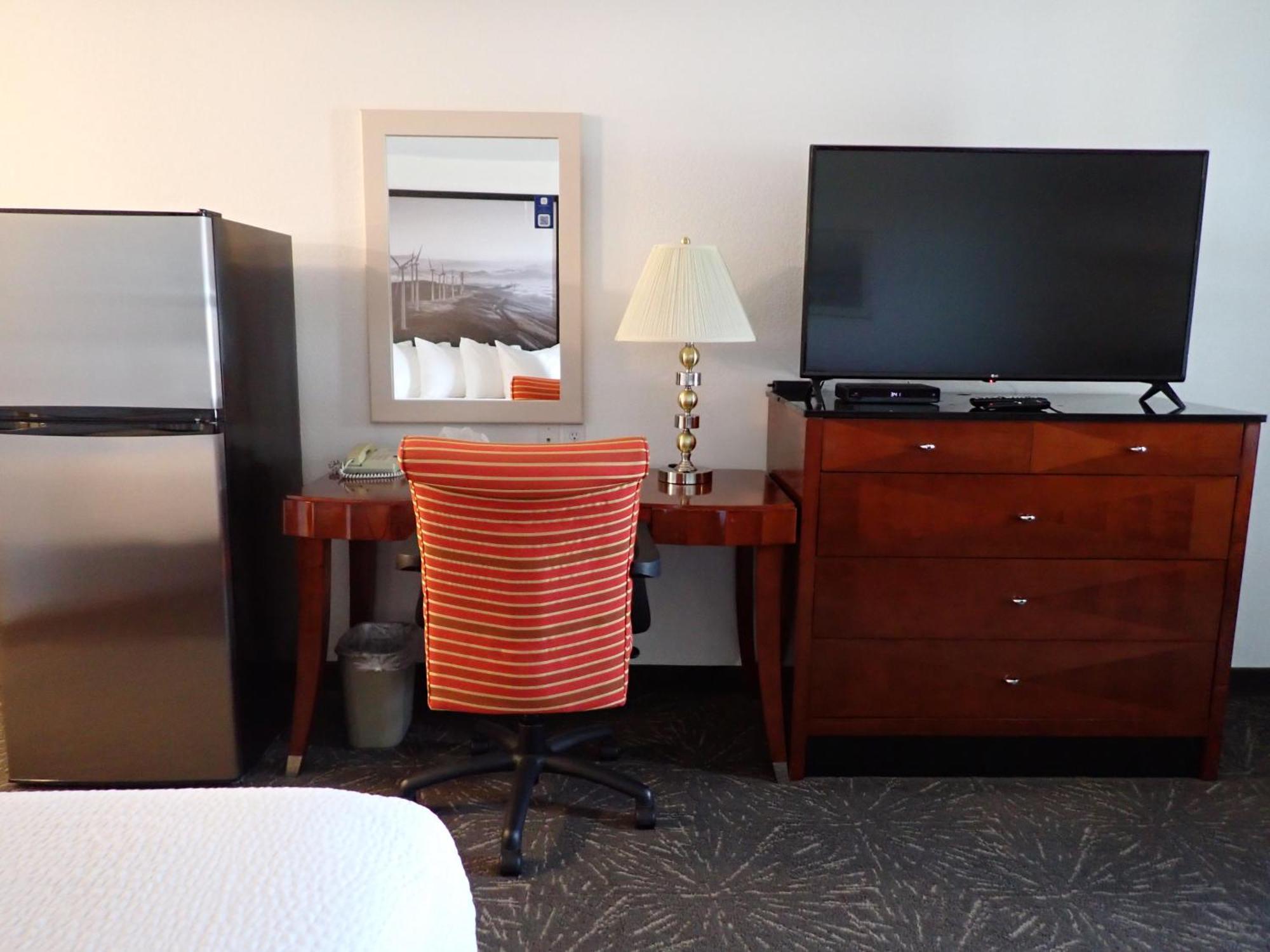 Days By Wyndham Hotel