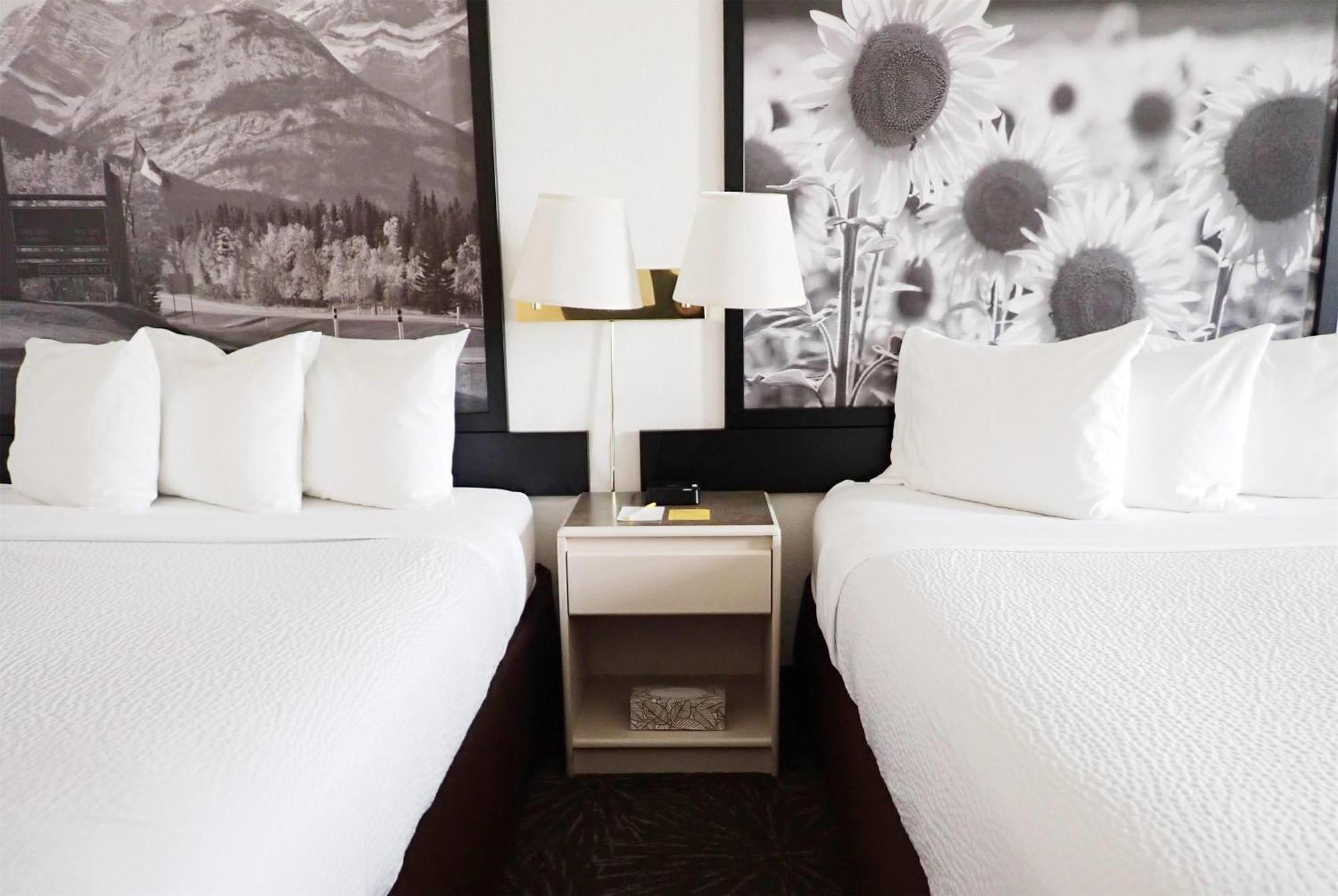 Days By Wyndham Hotel