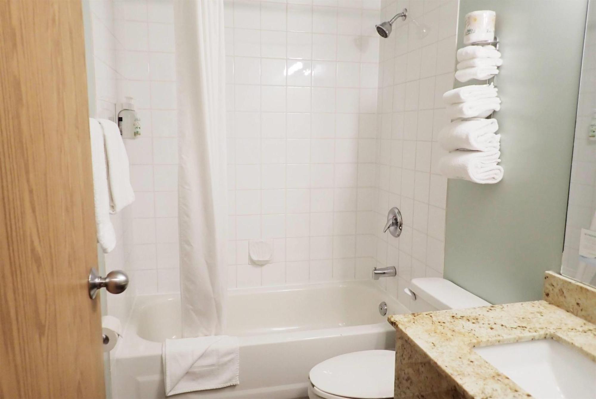 Days By Wyndham Hotel 3*